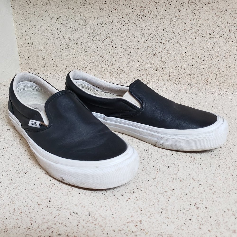 Vans -  Black SLIP-ON LEATHER SHOE - US Womens 6.5 - US Mens 5.0